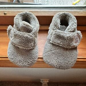 Grey Velcro baby booties